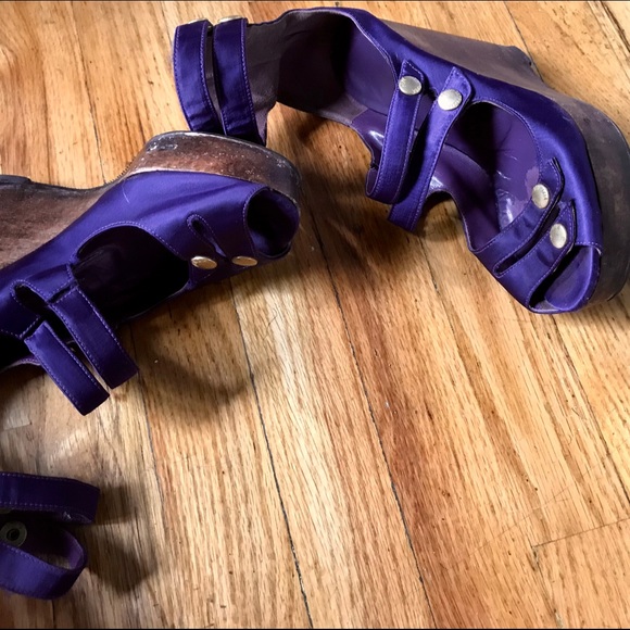 PATRIZIA PEPE purple satin platform wedges - Picture 10 of 14